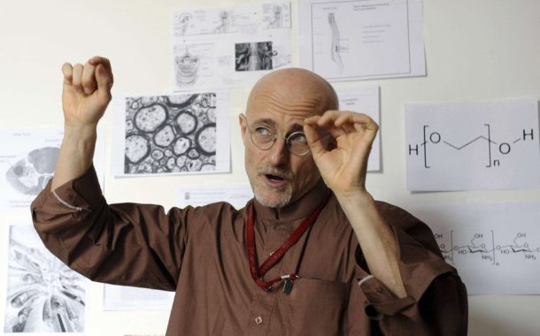 La première greffe d'une tête humaine est un succès