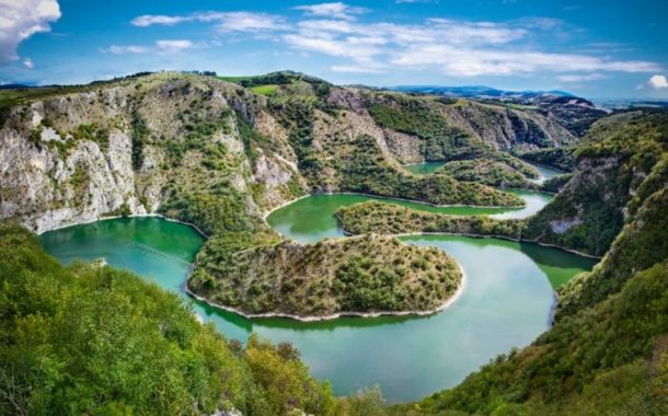 Le long de la rivière Uvac... en Serbie !
