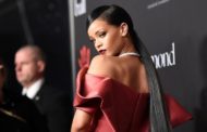 Rihanna se lance dans la mode, et signe avec LVMH
