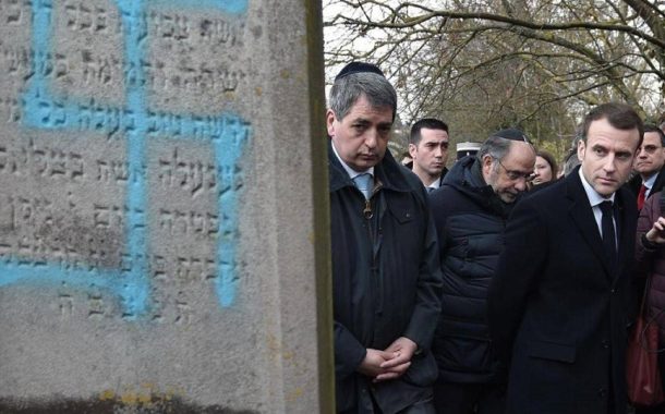 En Alsace, Macron promet d'agir et de 