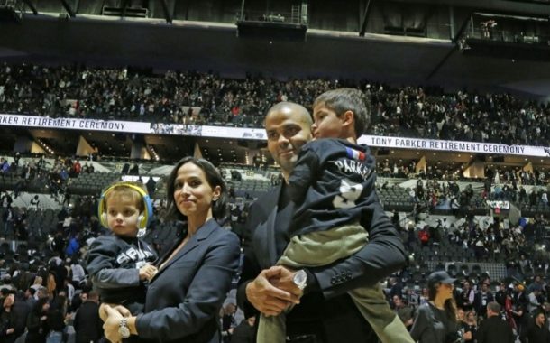 [NBA] Tony Parker trône désormais tout là-haut, à San Antonio