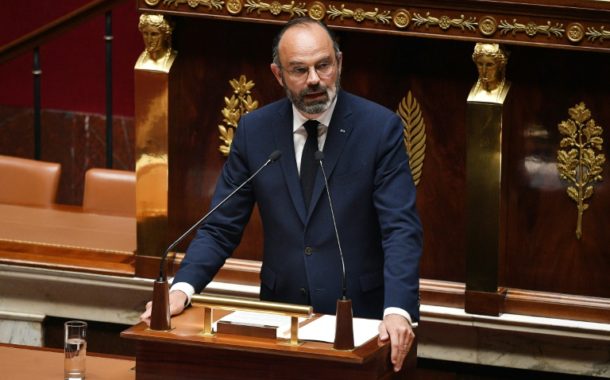 Philippe examine le plan de déconfinement avec préfets et élus locaux